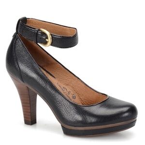 Sofft Manhattan Black Leather Ankle-Strap Platform Pump Size 9.5